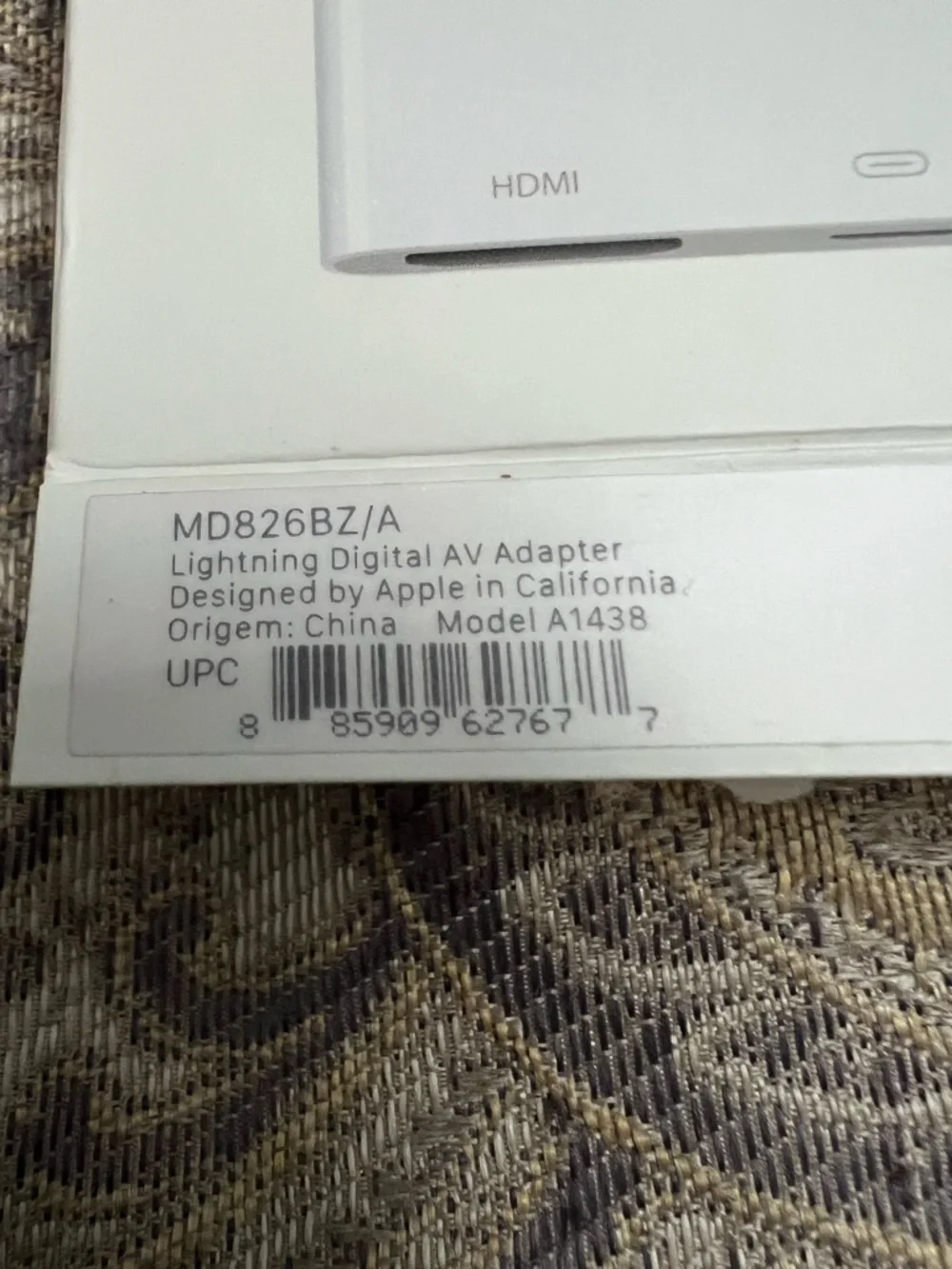 Apple Lightning to Digital AV Adapter - White and Silver Accents